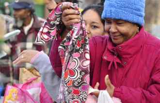 Community Solidarity Clothing Table